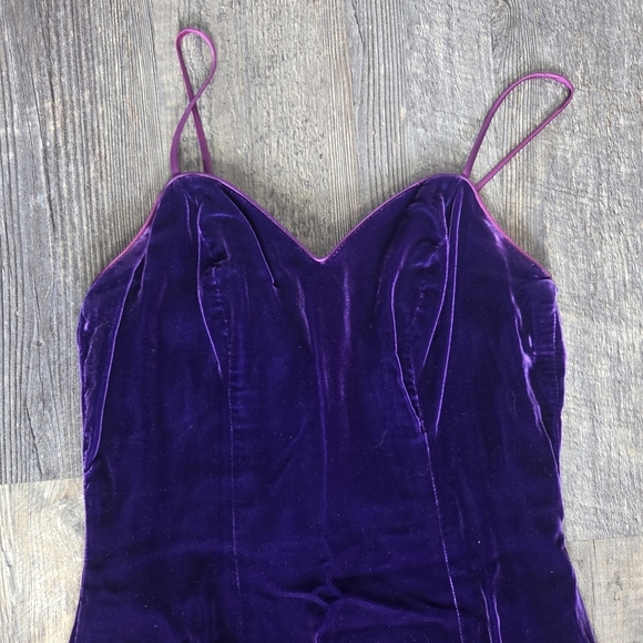 ALGO Dresses & Skirts - Purple Velvet Vintage Spaghetti Strap Gown
